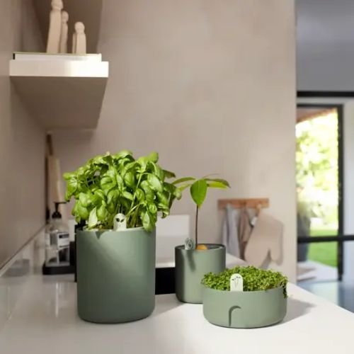 self watering pots elho